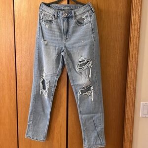 Jeans airy ripped very stylish